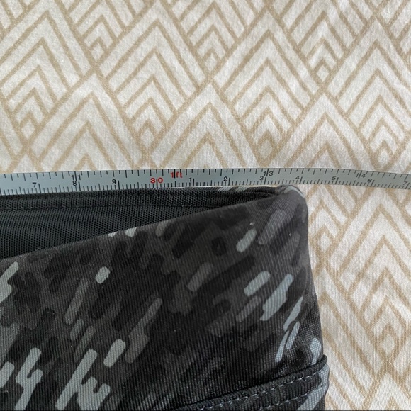 Nike Dri-Fit Leggings Confetti Pattern Gray Black - Picture 4 of 16